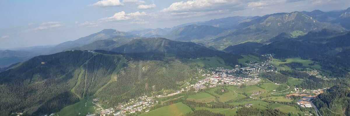Flugwegposition um 16:05:33: Aufgenommen in der Nähe von St. Sebastian, Österreich in 1372 Meter